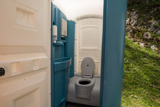 Best Temporary restroom rental  in Shawneeland, VA